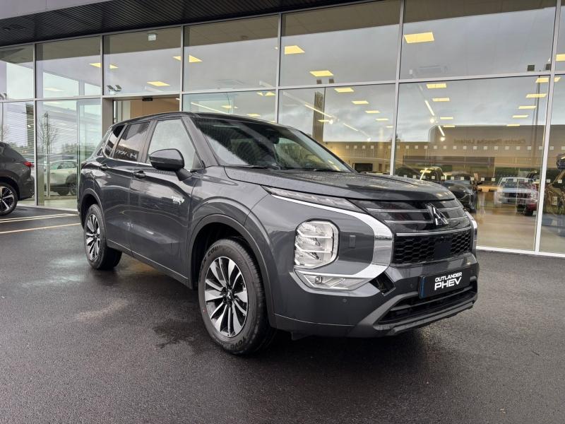 MITSUBISHI 2.4 PHEV 306ch Invite+ 4WD MY26