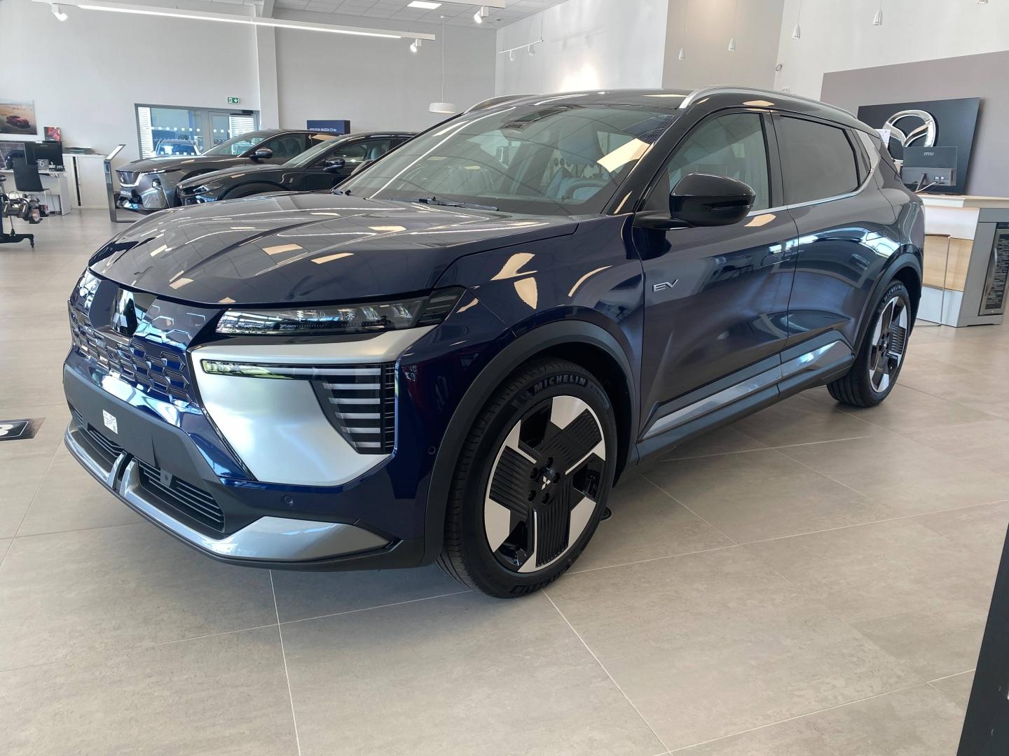 MITSUBISHI BEV 87kWh 218ch Invite+ 11KW MY26.5